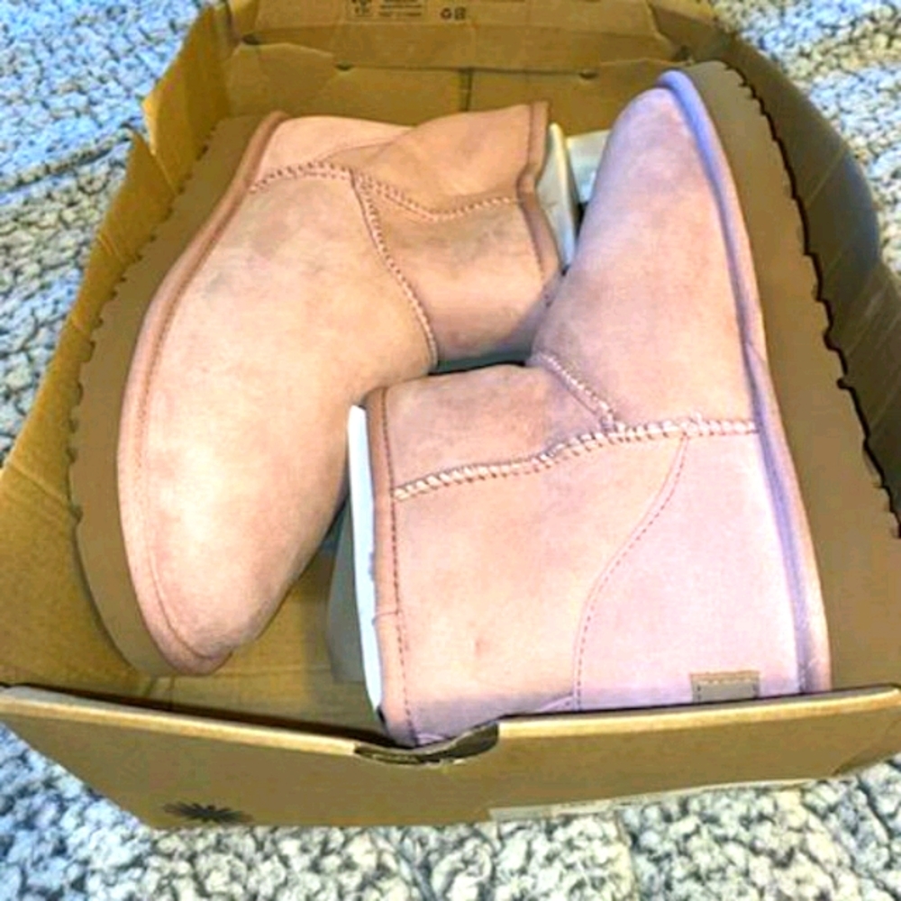 Authentic Ugg Australia boots